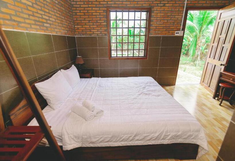 ویلای استاندارد 3 خوابه, Casa Eco Mekong Resort