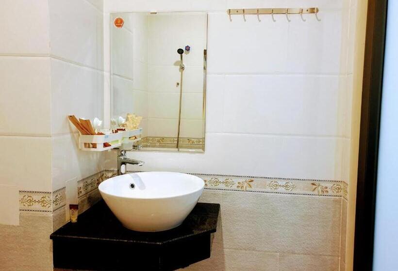 اتاق اکونومی یک تخته, Mỹ Phương