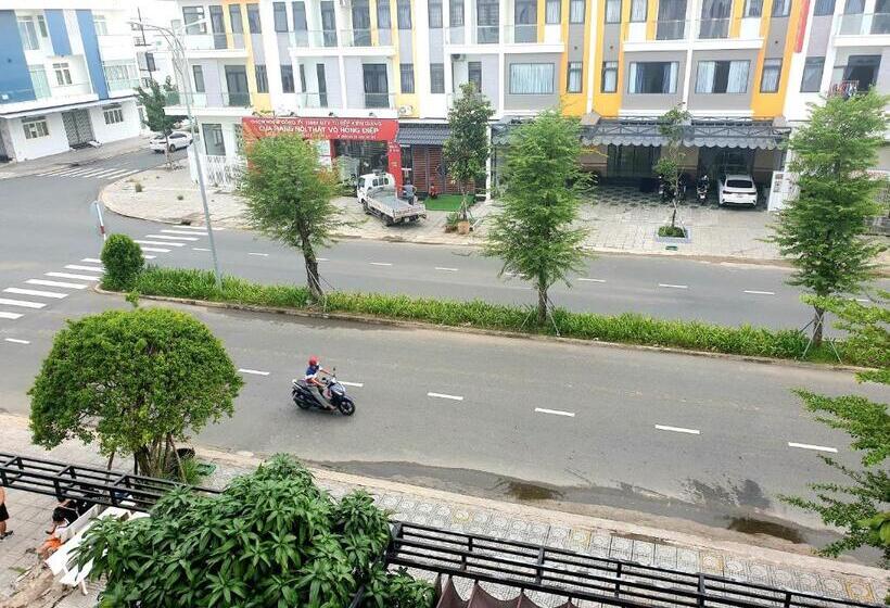 اتاق استاندارد چهارنفره با چشم‌انداز باغ, Mỹ Phương