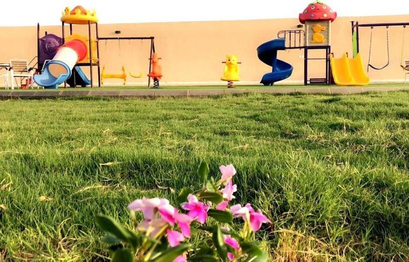 بانگلوی استاندارد 2 خوابه, Jeeda Park Resort