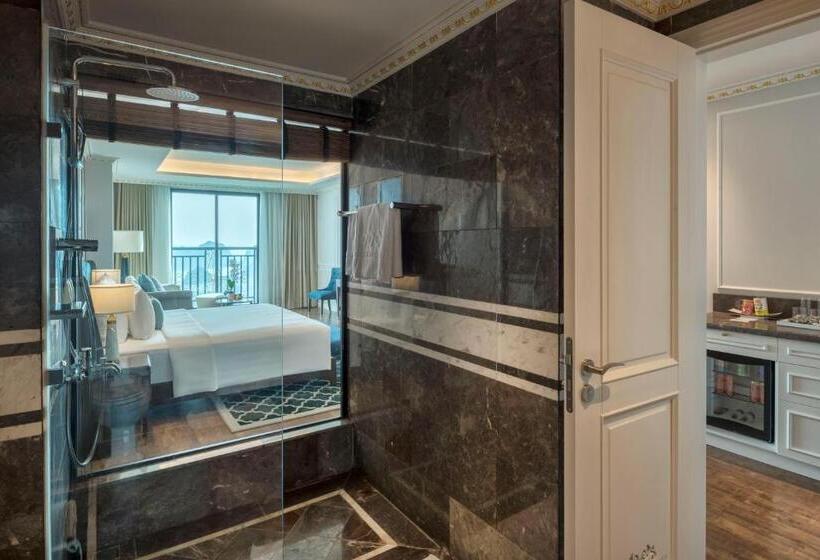 اتاق لوکس با چشم‌انداز, Flc Halong Bay Golf Club & Luxury Resort