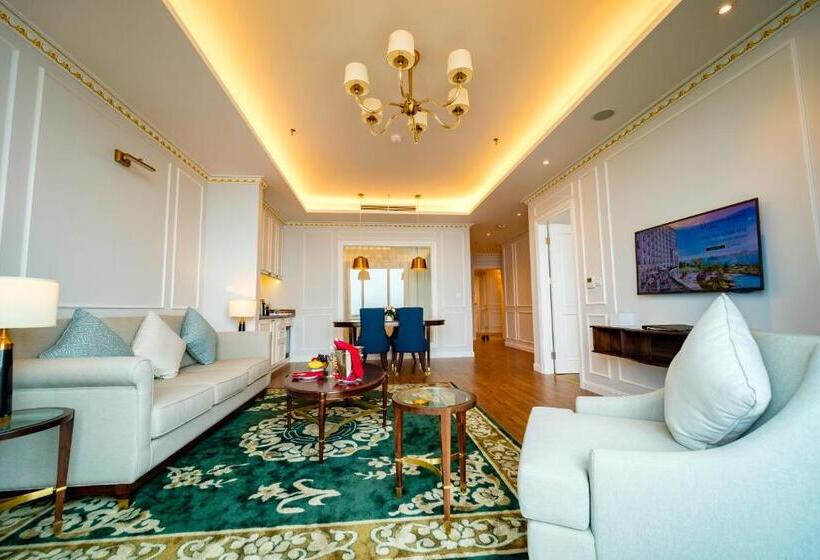 سوئیت با چشم‌انداز زمین گلف, Flc Halong Bay Golf Club & Luxury Resort