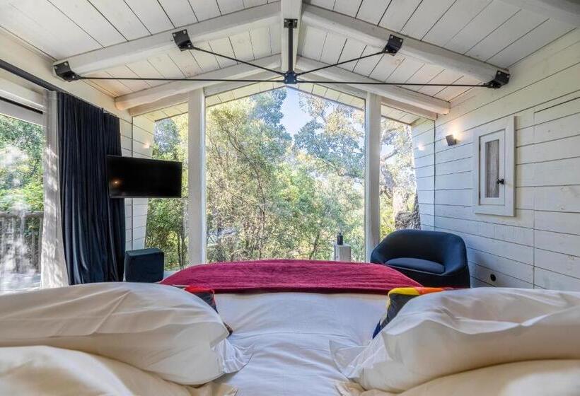 Deluxe Suite King Bed, Domaine De Casanghjulina