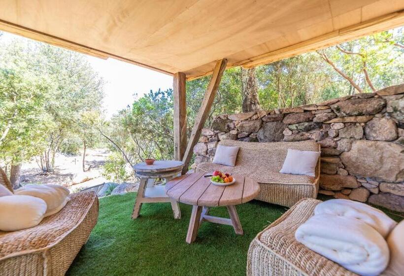 Deluxe Suite King Bed, Domaine De Casanghjulina