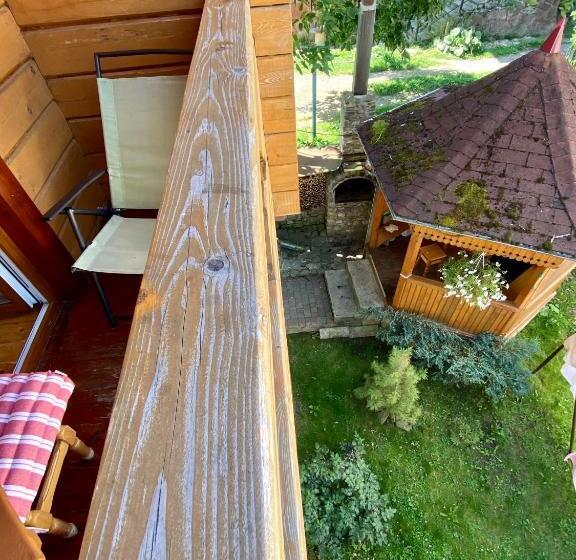 اتاق خانوادگی, Zyma_lito Guest House