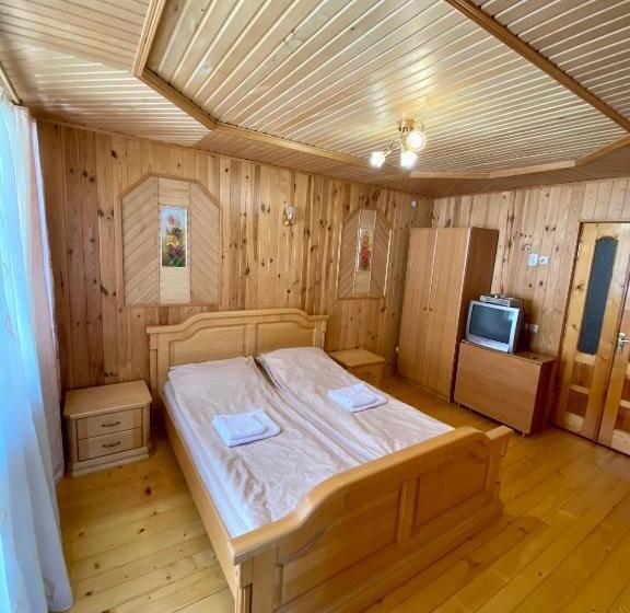 اتاق خانوادگی, Zyma_lito Guest House