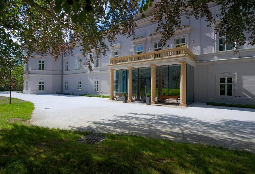 اتاق استاندارد با چشم‌انداز باغ, Zámek Ratměřice   Hotel & Resort