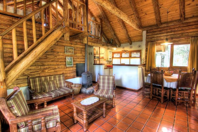 بانگلوی استاندارد, Del Milagro Cabañas & Posada