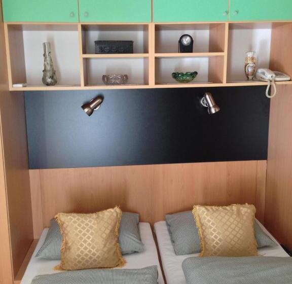 اتاق استاندارد, Guesthouse 7even