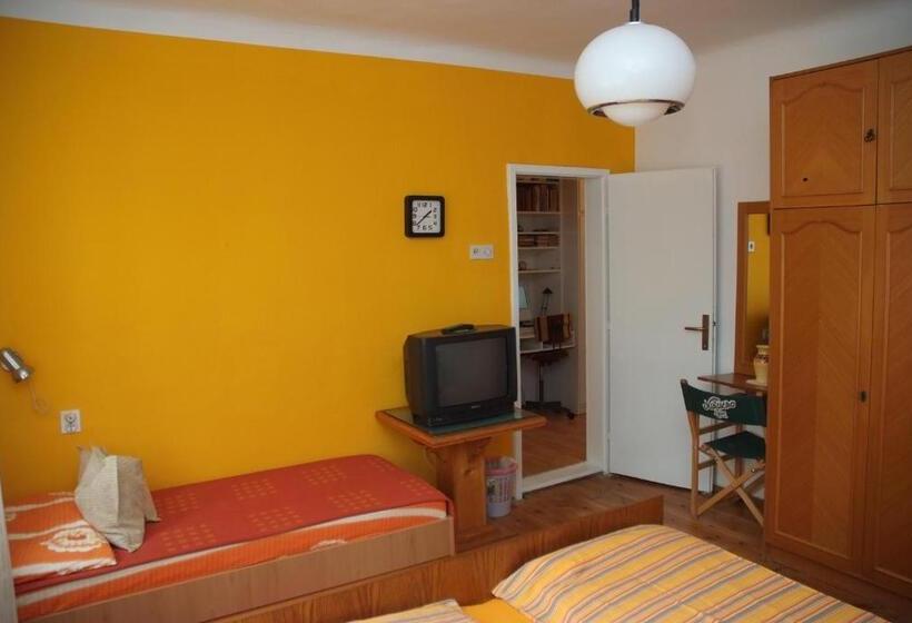 آپارتمان 3 خوابه, Guesthouse 7even