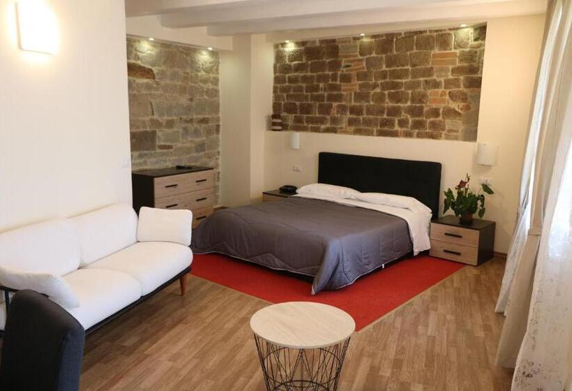 اتاق استاندارد با تخت بزرگ, Monti Azzurri