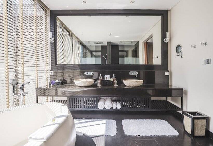 2 Bedroom Apartment with Pool, Anantara Mai Khao Phuket Villas