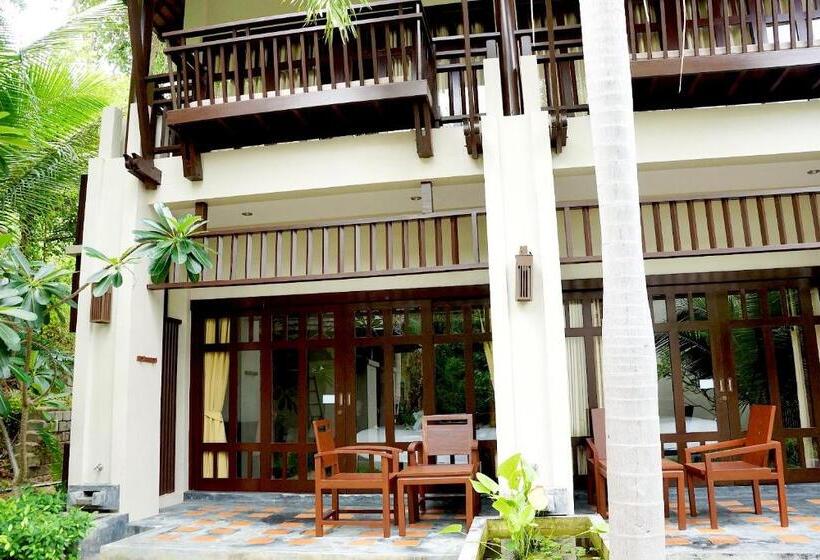 اتاق لوکس با چشم‌انداز باغ, Bhundhari Residence Koh Samui