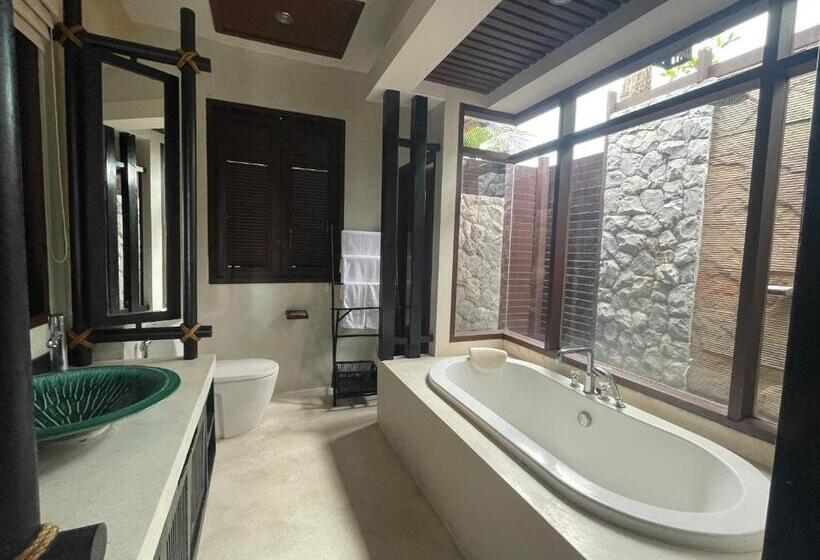 ویلای دلوکس 1 خوابه با چشم‌انداز دریا, Bhundhari Residence Koh Samui