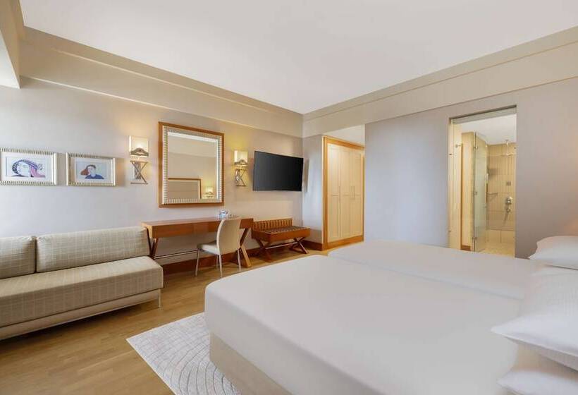 اتاق استاندارد با چشم‌انداز رودخانه, Hilton Dalaman Sarigerme Resort & Spa