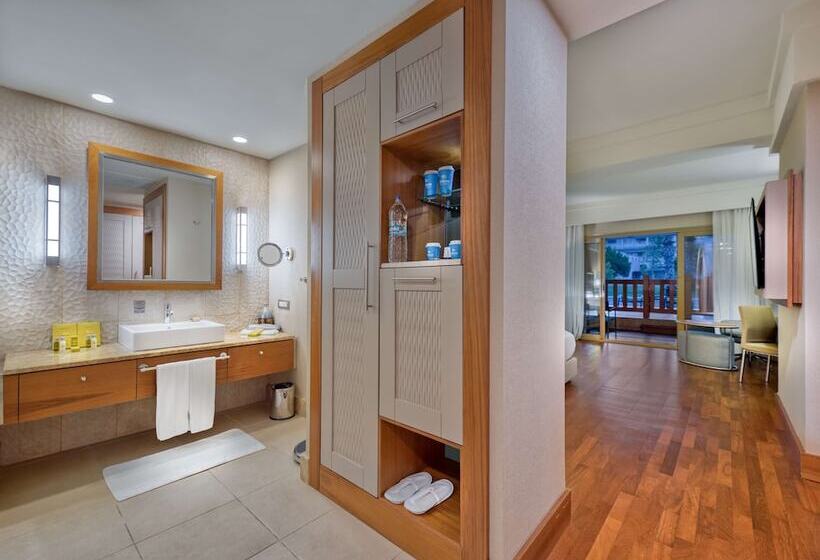 اتاق لوکس, Hilton Dalaman Sarigerme Resort & Spa