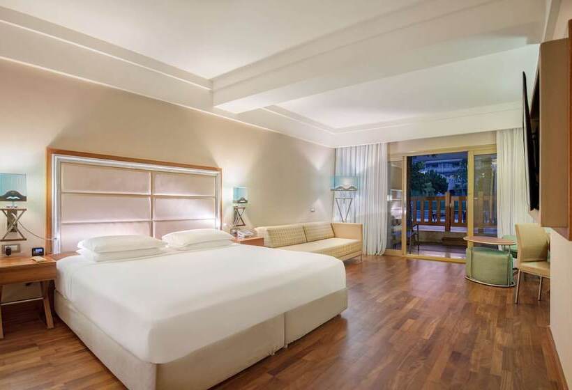 اتاق لوکس, Hilton Dalaman Sarigerme Resort & Spa