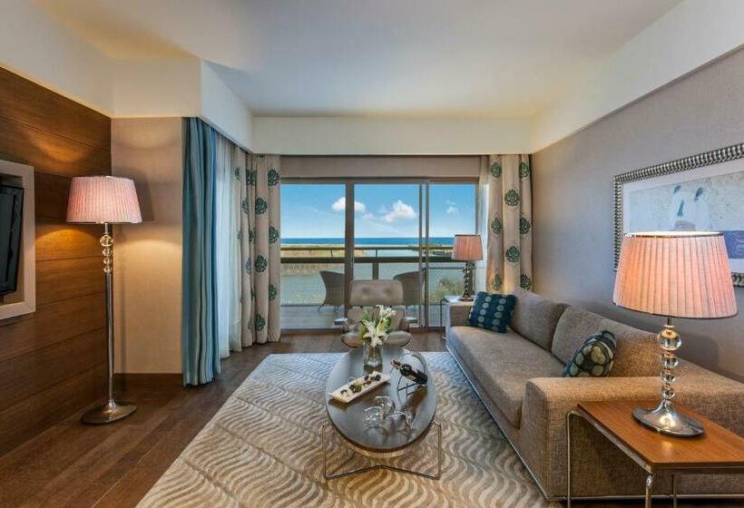 سوئیت با تخت بزرگ, Hilton Dalaman Sarigerme Resort & Spa