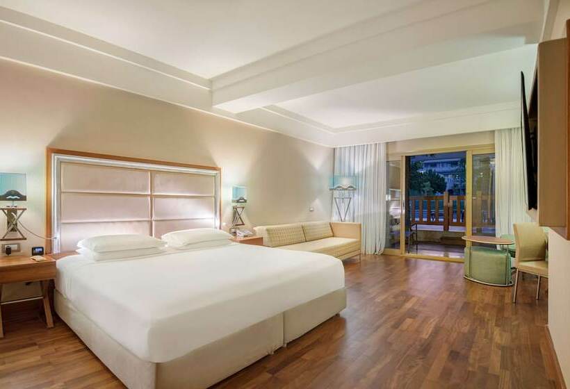 اتاق لوکس, Hilton Dalaman Sarigerme Resort & Spa