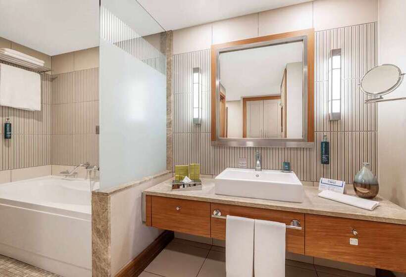 اتاق استاندارد با تخت بزرگ, Hilton Dalaman Sarigerme Resort & Spa
