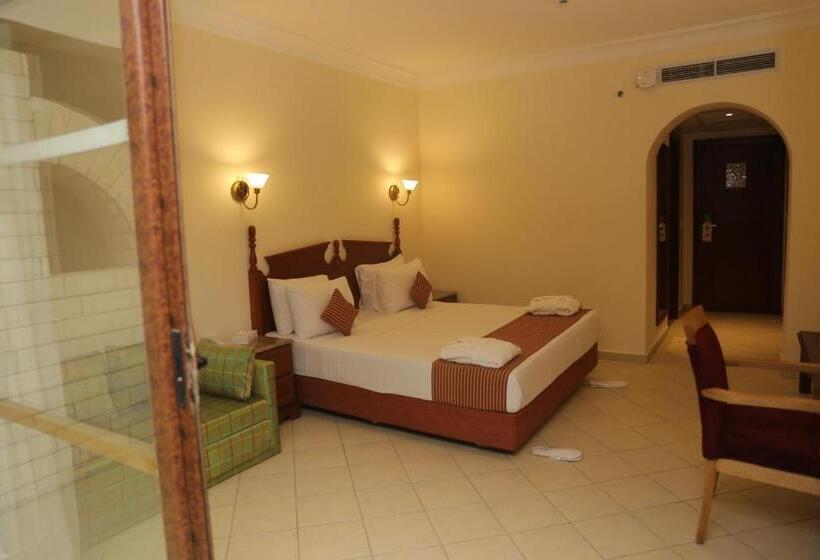 اتاق سوپریور, Aladdin Beach Resort