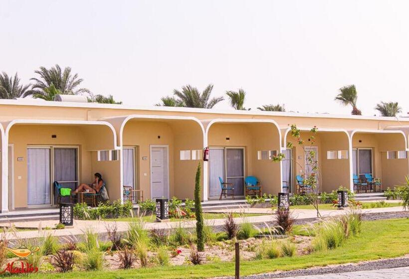 سوییت جونیور لوکس, Aladdin Beach Resort