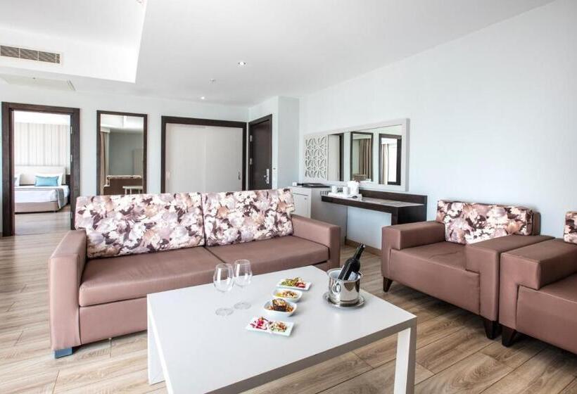سوییت جونیور, Aria Claros Beach & Spa Resort – All Inclusive 24h