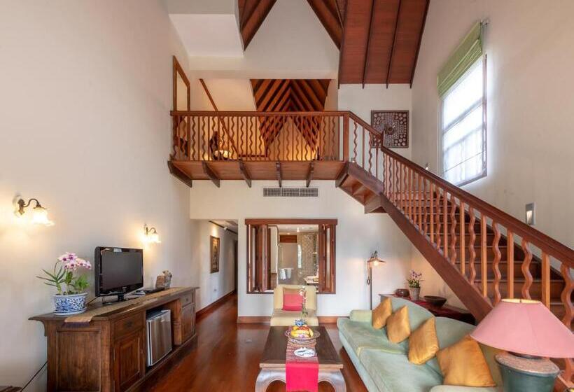 سوییت اجرایی, Ariyasom Villa