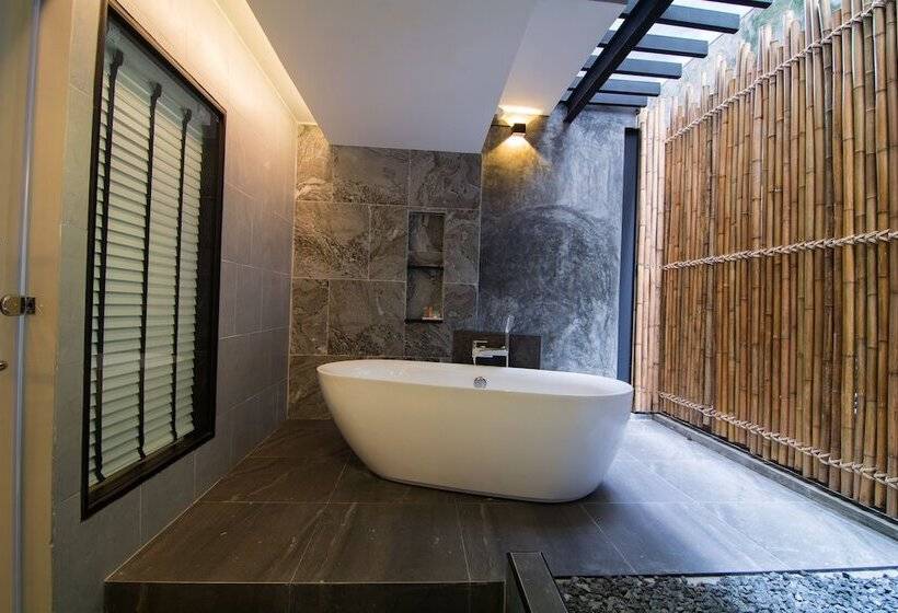 デラックスルーム, Baan Karon Resort