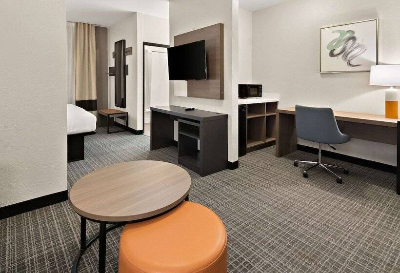 سوییت, Comfort Suites Fort Worth North Fossil Creek
