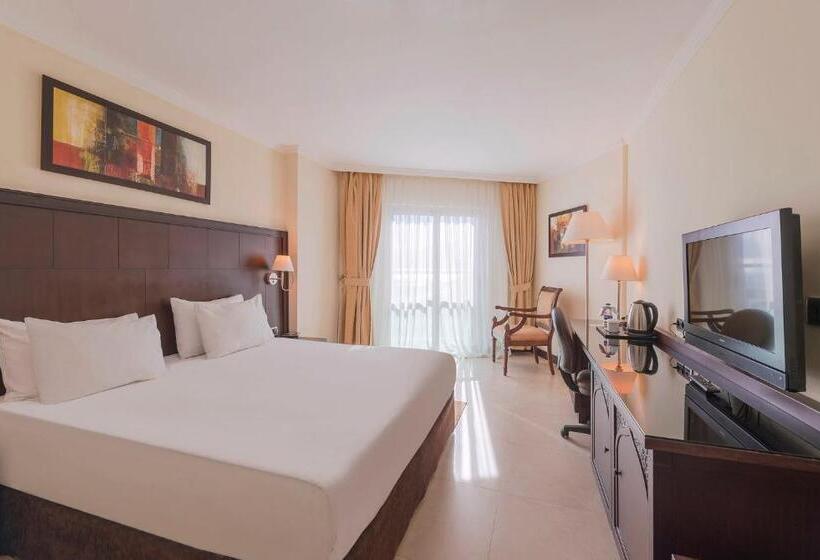 اتاق استاندارد با تخت بزرگ, Crowne Plaza Antalya