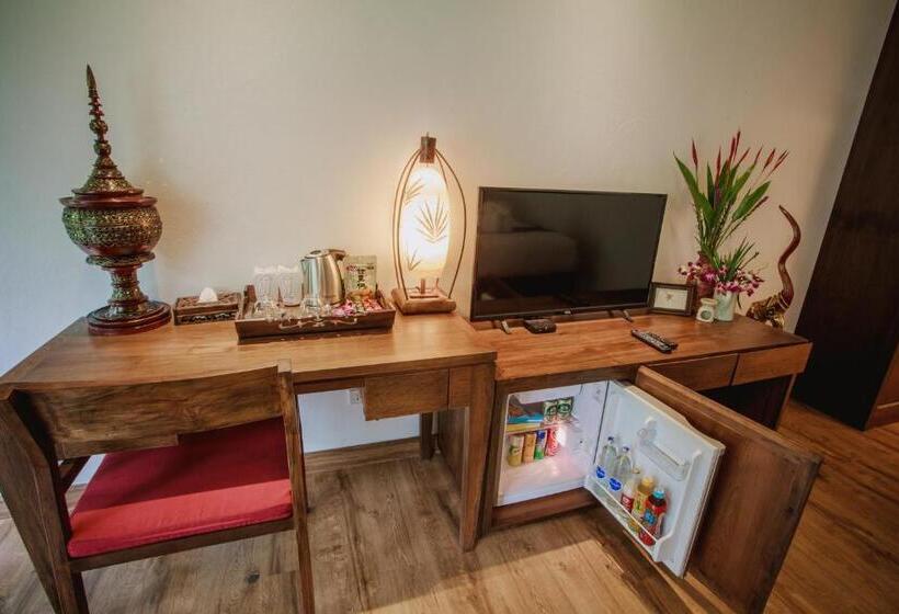 اتاق لوکس, Eoutfitting Doikham Resort