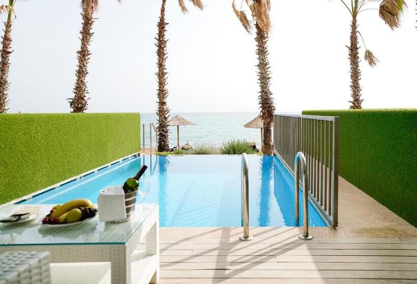 سوئیت جونیور با استخر, Flora Garden Beach Club   All Inclusive