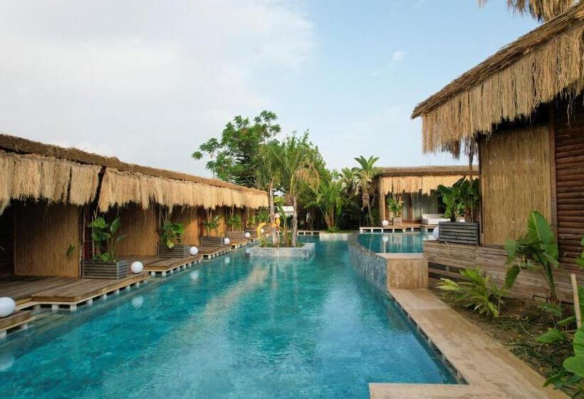 اتاق استاندارد با چشم‌انداز استخر, Flora Garden Beach Club   All Inclusive