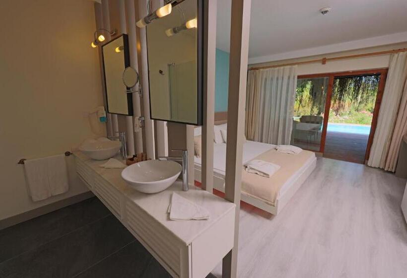 سوییت با استخر, Flora Garden Beach Club   All Inclusive