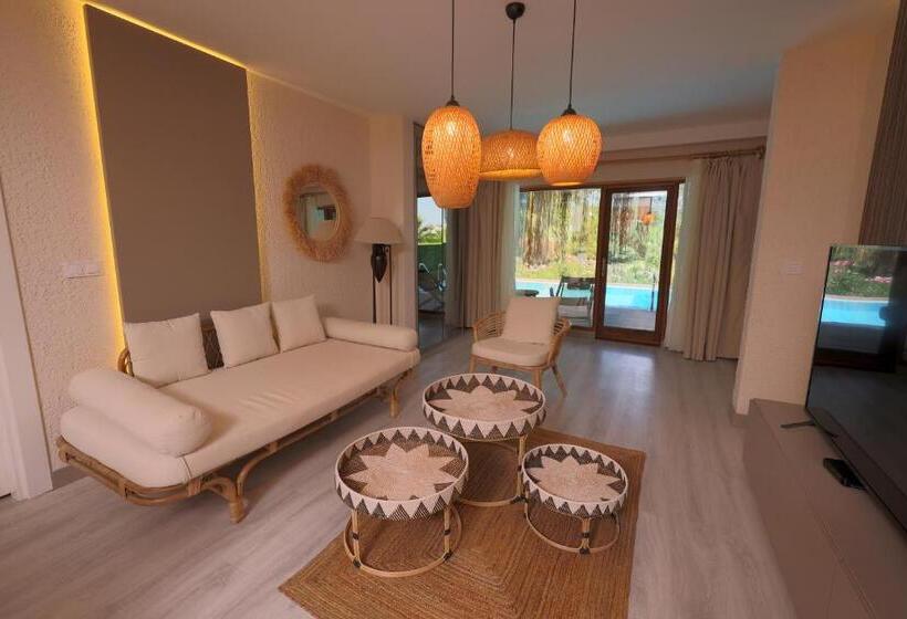سوییت با استخر, Flora Garden Beach Club   All Inclusive