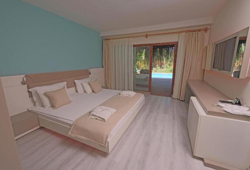 سوییت با استخر, Flora Garden Beach Club   All Inclusive