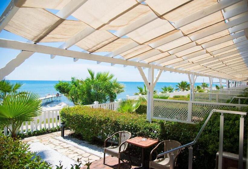 اتاق لوکس با چشم‌انداز دریا, Flora Garden Beach Club   All Inclusive