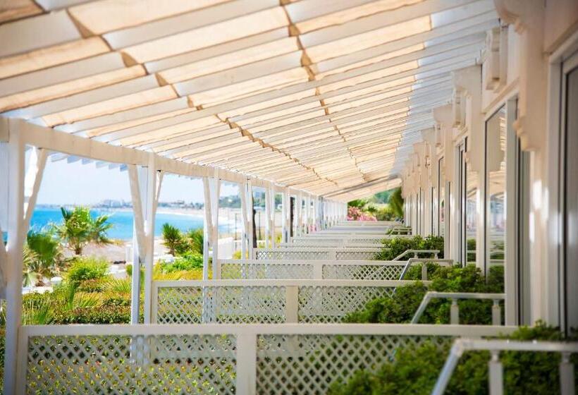 اتاق لوکس با چشم‌انداز دریا, Flora Garden Beach Club   All Inclusive