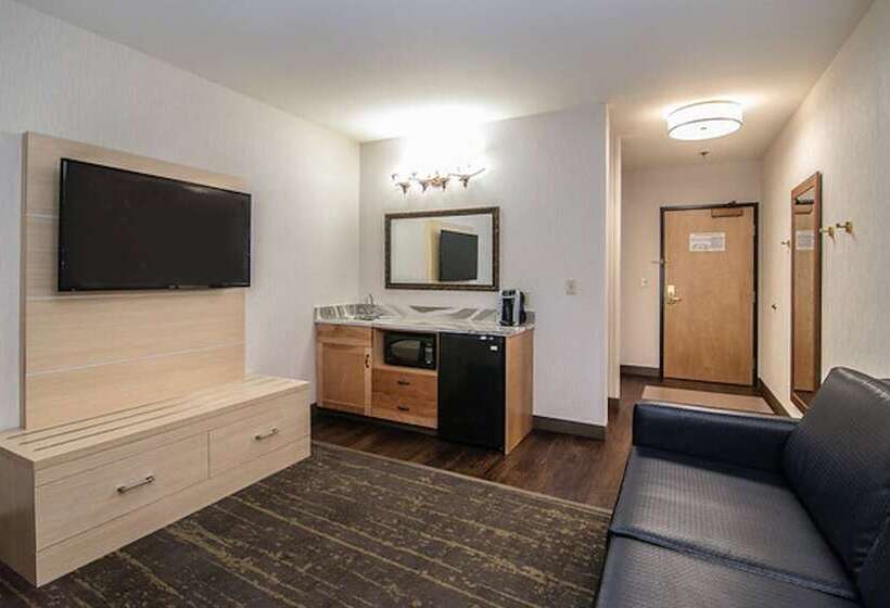 سوییت, Holiday Inn Express Hotel & Suites Kalispell, An Ihg