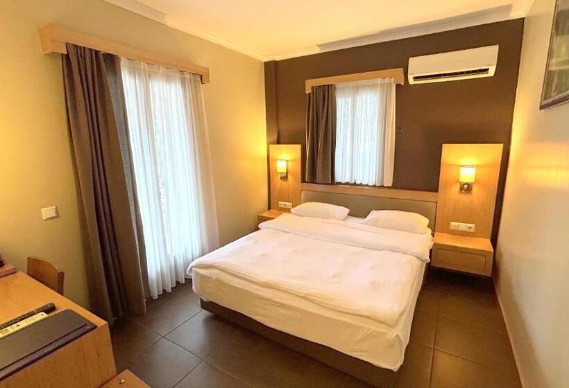 Chambre Standard Individuelle, Istankoy