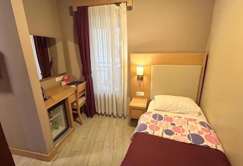 Standard Triple Room, Istankoy