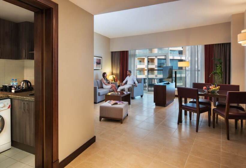 سوییت با چشم‌انداز دریا, Khalidiya Palace Rayhaan By Rotana, Abu Dhabi