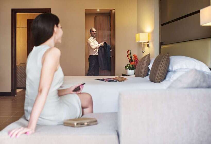 سوییت با چشم‌انداز دریا, Khalidiya Palace Rayhaan By Rotana, Abu Dhabi