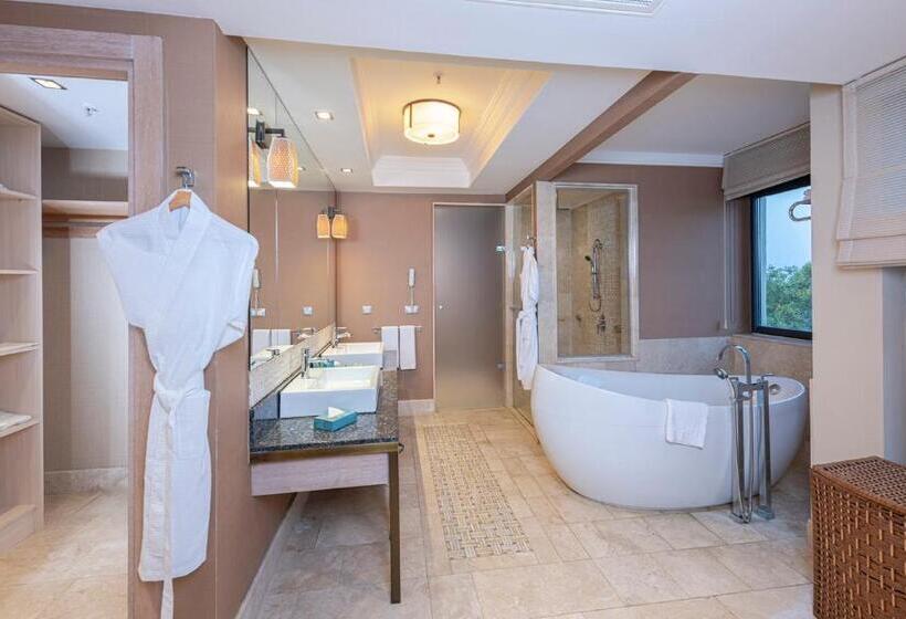 سوئیت با تخت بزرگ, Lykia World Antalya   All Inclusive