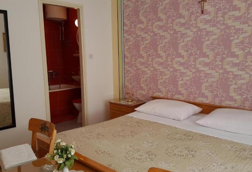 اتاق استاندارد, Marin Apartments