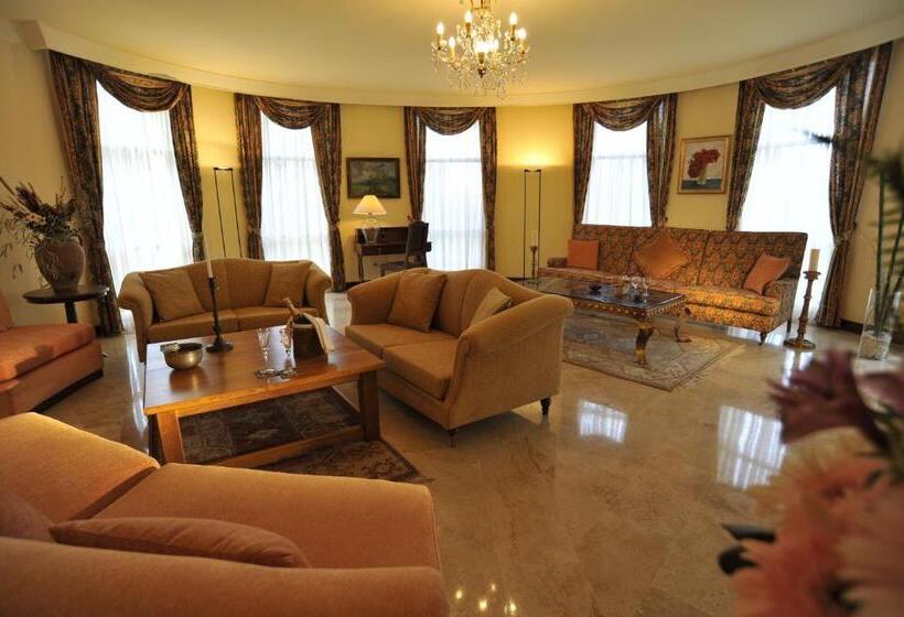 Presidential Suite, Martı Myra