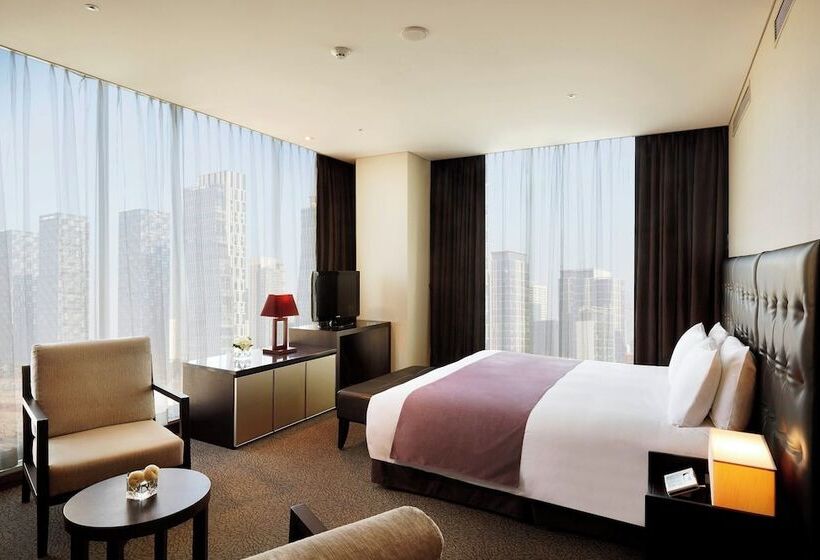 Presidential Suite, Orakai Songdo Park