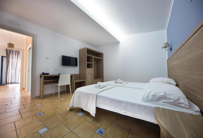 آپارتمان 2 خوابه با چشم‌انداز دریا, Petruso Resort