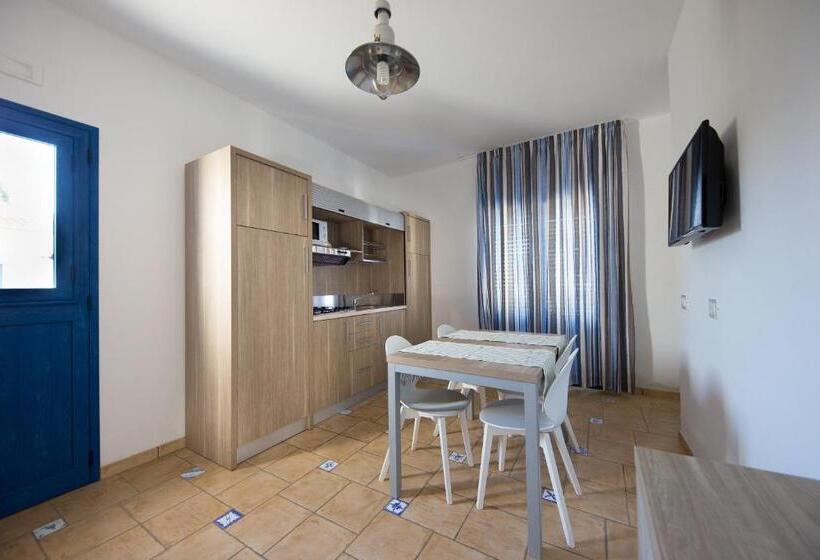 آپارتمان 2 خوابه با چشم‌انداز دریا, Petruso Resort